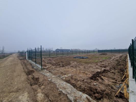 Izvorani Teren construibil imediat 500 mp – utilități pe teren