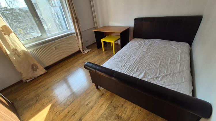 Decebal - Piata Alba Iulia - 3 camere - metrou Piata Muncii