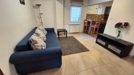 Decebal - Piata Alba Iulia - 3 camere - metrou Piata Muncii