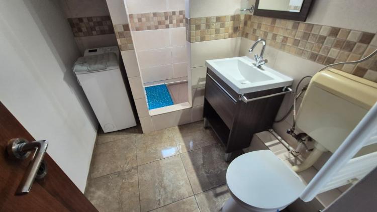 Decebal - Piata Alba Iulia - 3 camere - metrou Piata Muncii