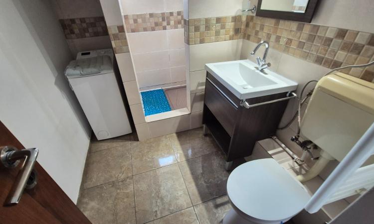Decebal - Piata Alba Iulia - 3 camere - metrou Piata Muncii