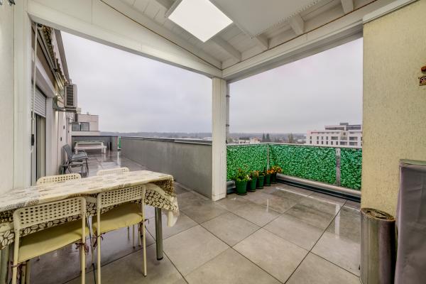 Straulesti Penthouse modern 4 camere parcare subterana