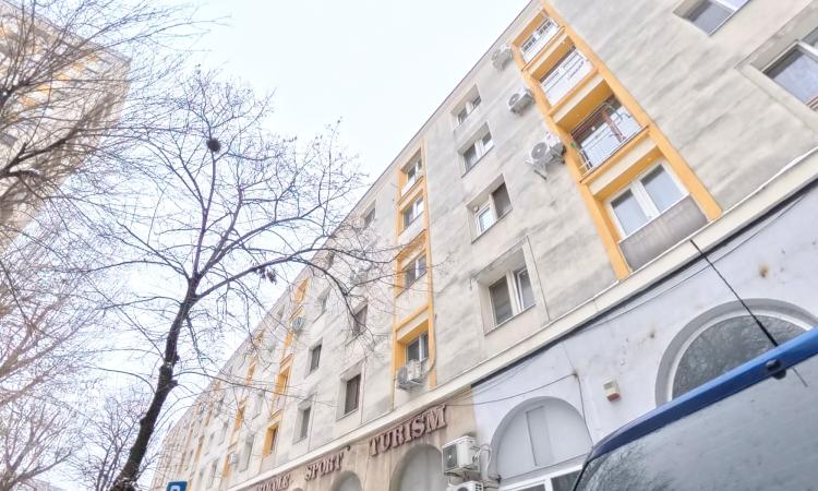Muncii - Basarabia - Bloc mixt -Garsoniera cu boxa - etj 2