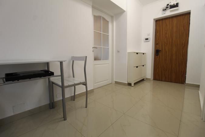 Decebal-Piata Alba Iulia-vedere bulevard-studio complet renovat