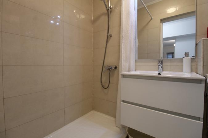 Decebal-Piata Alba Iulia-vedere bulevard-studio complet renovat
