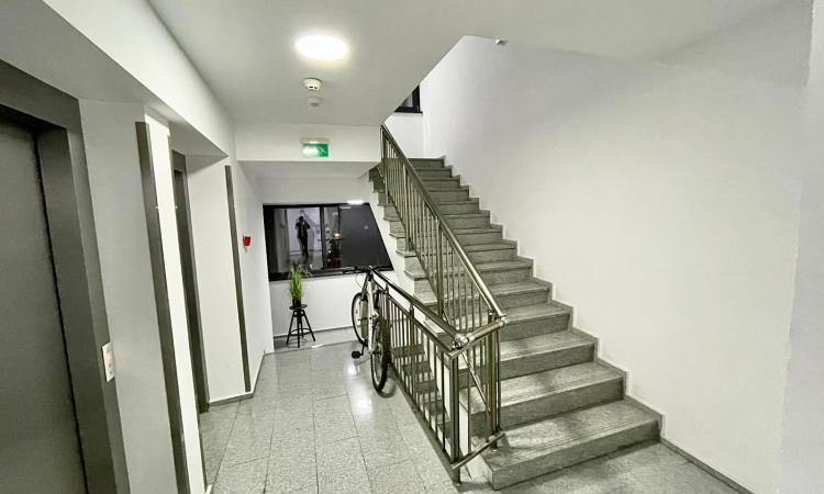 2 Camere - Bloc Nou - Cotroceni - Academia Militara - Parcare
