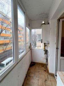 Vitan – Aleea Lacramioarei | Apartament 3 camere, decomandat, etaj 1