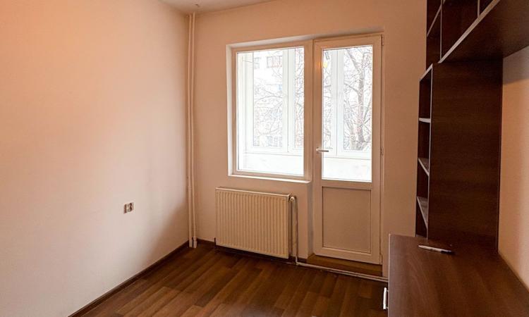 Vitan – Aleea Lacramioarei | Apartament 3 camere, decomandat, etaj 1