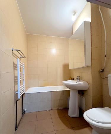 Vitan – Aleea Lacramioarei | Apartament 3 camere, decomandat, etaj 1