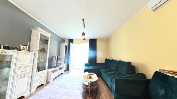 Apartament 2 camere Sisesti - dec- etaj 1/3 - mobilat si utilat lux