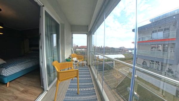 Apartament 2 camere Sisesti - dec- etaj 1/3 - mobilat si utilat lux