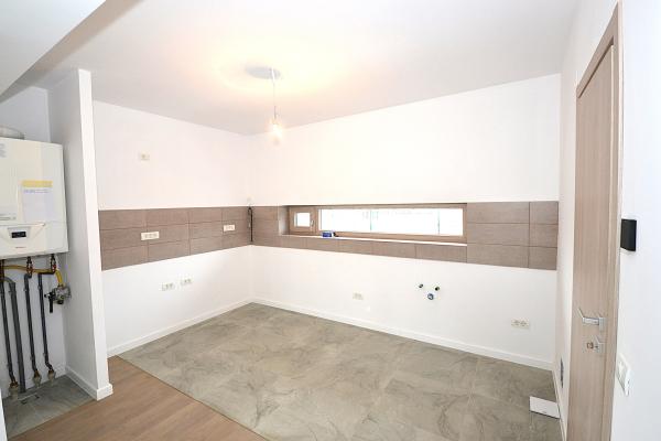 Otopeni, Odăile – Ansamblu privat, vilă Duplex P+1, curte proprie.