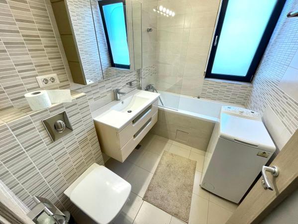 2 Camere - Bloc Nou - Bd Unirii - Union Plaza