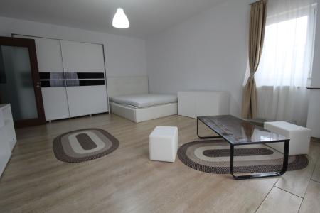 Piata Alba Iuia - Rond Alba Iulia - Burebista - bloc mixt