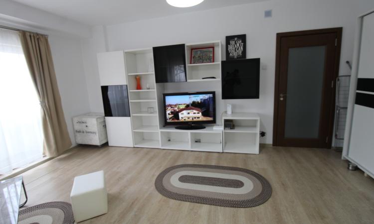 Piata Alba Iuia - Rond Alba Iulia - Burebista - bloc mixt