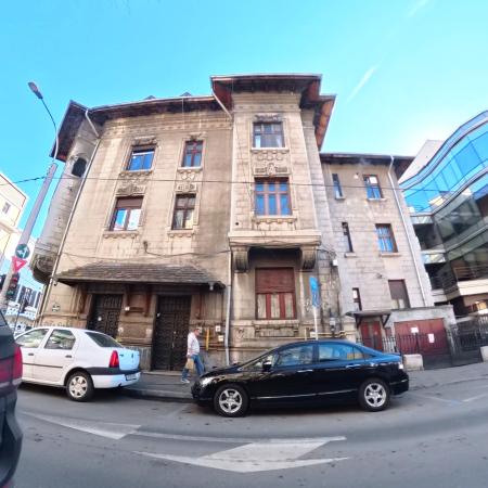 Romana - Victoriei - Str Grigore Alexandrescu - 2 camere cu centrala proprie