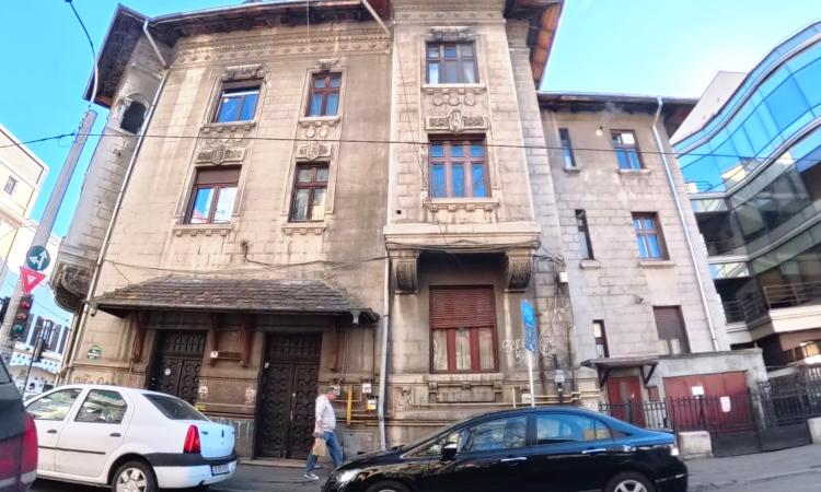 Romana - Victoriei - Str Grigore Alexandrescu - 2 camere cu centrala proprie