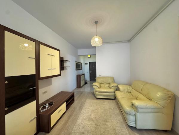 3 Camere - Decebal - Rond Alba Iulia - Bloc Nou - Parcare