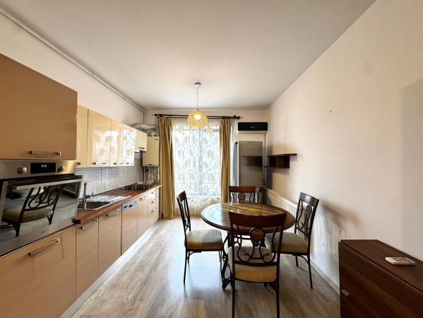 3 Camere - Decebal - Rond Alba Iulia - Bloc Nou - Parcare