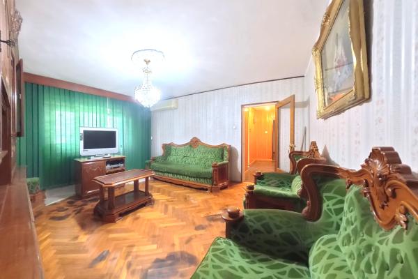 Vitan -Str Foisorului - 3 camere SUT 75 MP - Metrou Mihai Bravu 950 ml