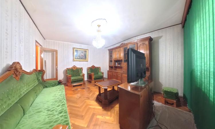 Vitan -Str Foisorului - 3 camere SUT 75 MP - Metrou Mihai Bravu 950 ml