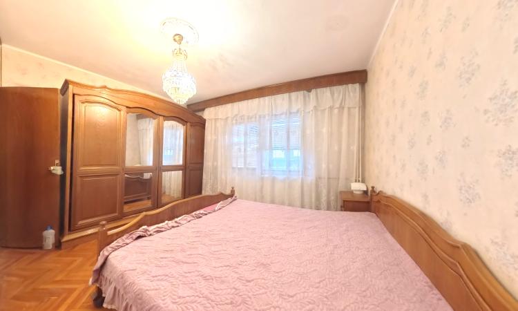Vitan -Str Foisorului - 3 camere SUT 75 MP - Metrou Mihai Bravu 950 ml