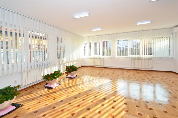 1 Mai, Inginer Zablovschi, Vila D+P+1E+M, 600 mp construiti, ideala birouri, clinica, comercial.