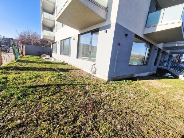 Spatiu comercial stradal, apropiere metrou Straulesti