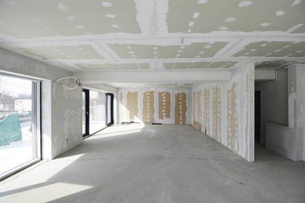 Spatiu comercial stradal, apropiere metrou Straulesti