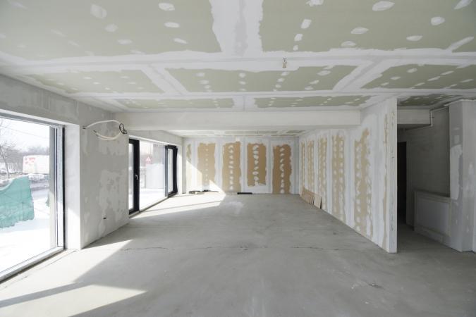 Spatiu comercial stradal, apropiere metrou Straulesti