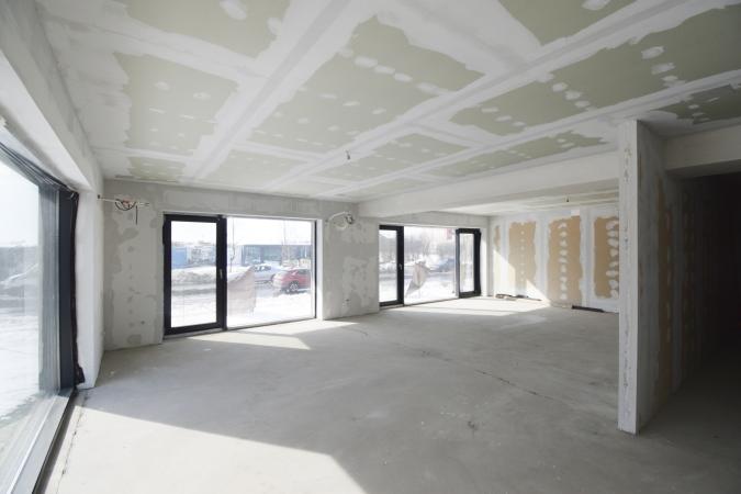 Spatiu comercial stradal, apropiere metrou Straulesti