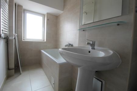 Piata Alba Iulia - Rond Alba Iulia - Banca Transilvania -studio renovat
