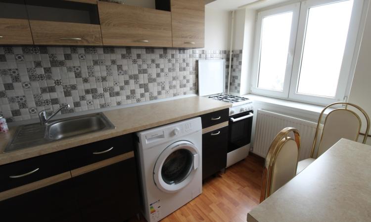 Piata Alba Iulia - Rond Alba Iulia - Banca Transilvania -studio renovat