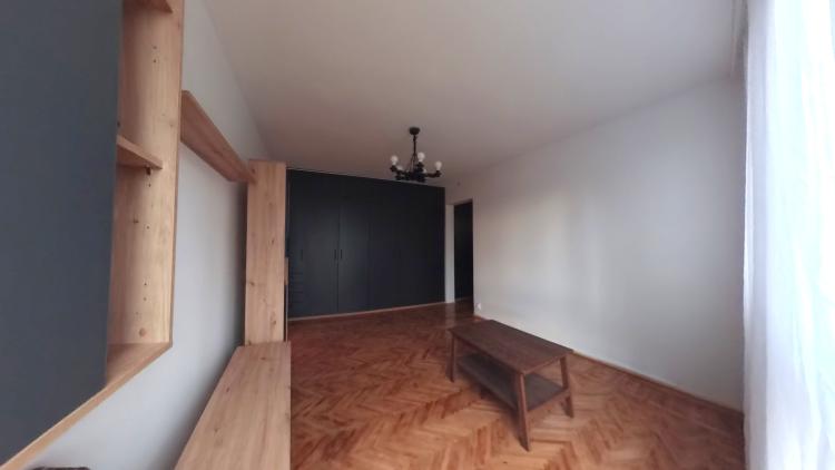 Titan / Str Barajul Bicaz/ Piata Minis /2 Camere renovat/mobilat/utilat
