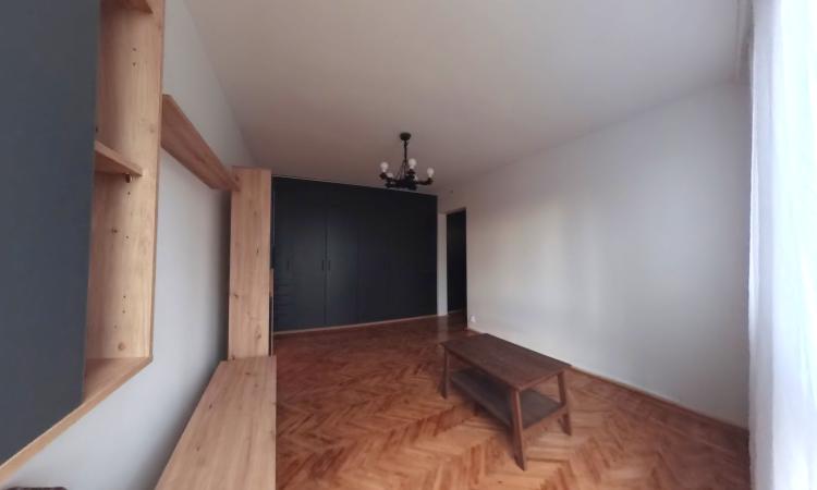 Titan / Str Barajul Bicaz/ Piata Minis /2 Camere renovat/mobilat/utilat