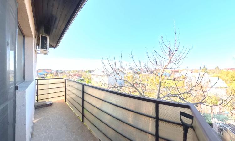 Apartament 2 camere balcon vedere superba – Otopeni, zona Odăi (Str. Școlii)