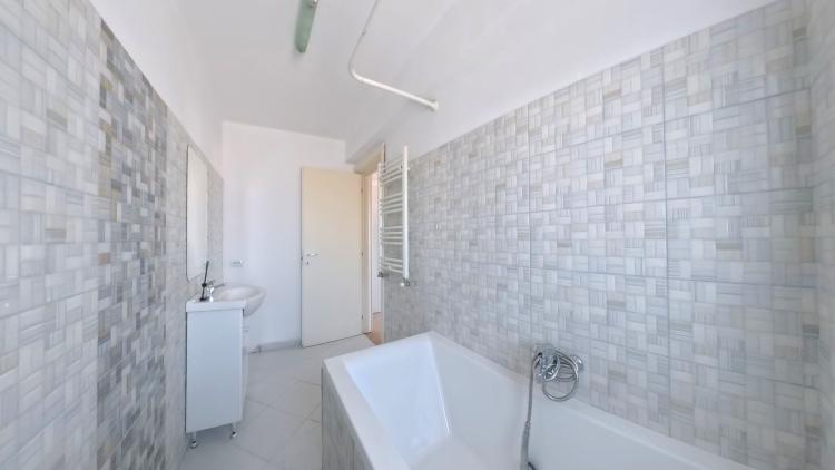 Apartament 2 camere  balcon vedere superba – Otopeni, zona Odăi (Str. Școlii)