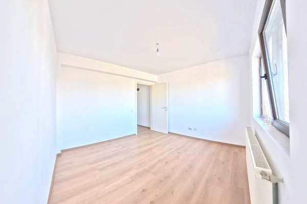 Apartament 2 camere balcon vedere superba – Otopeni, zona Odăi (Str. Școlii)
