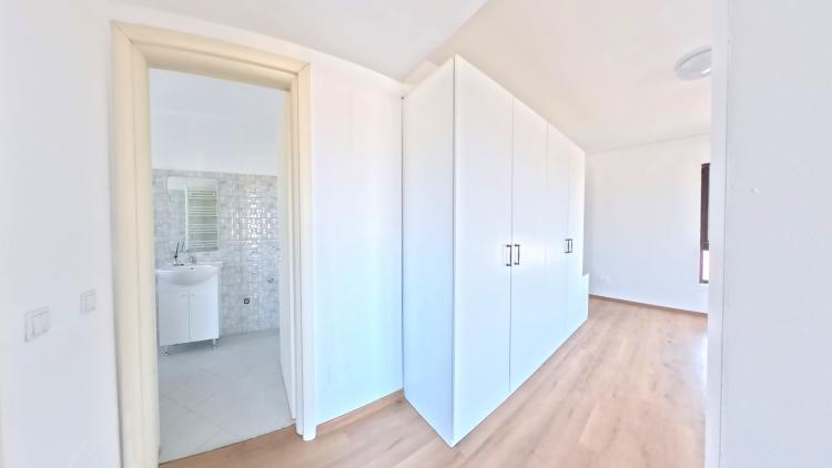 Apartament 2 camere  balcon vedere superba – Otopeni, zona Odăi (Str. Școlii)