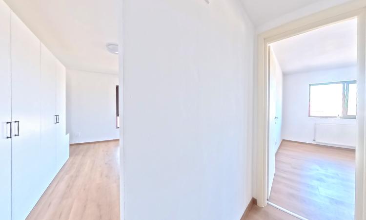 Apartament 2 camere balcon vedere superba – Otopeni, zona Odăi (Str. Școlii)