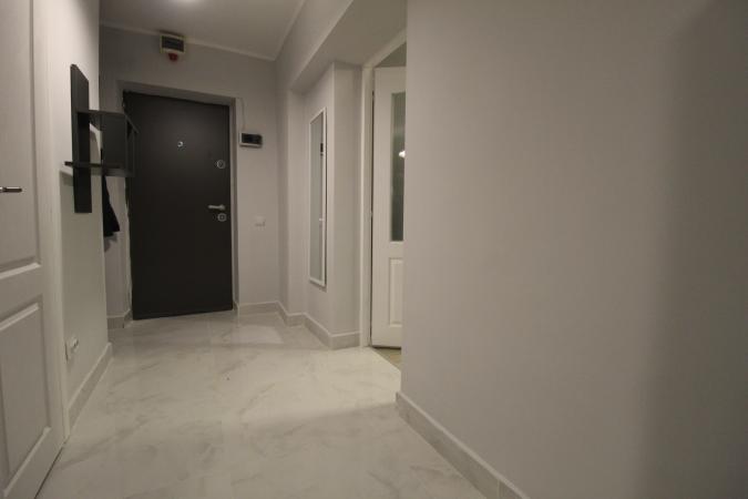 Piata Alba Iulia - Decebal - studio prima inchiriere - vedere bulevard