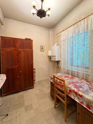 UNIRII-MIRCEA VODA, apartament in vila interbelica, 6 camere, 190 mp