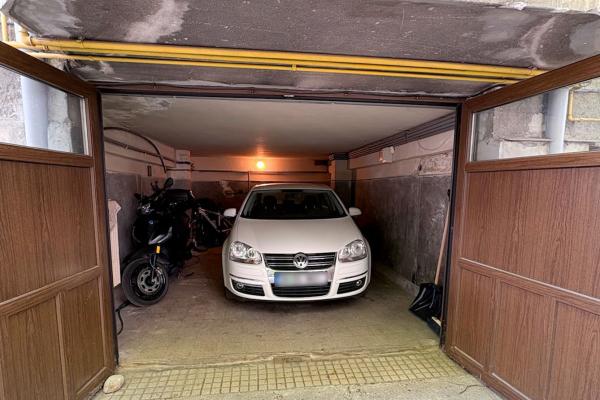 UNIRII-MIRCEA VODA, apartament in vila interbelica, 6 camere, 190 mp