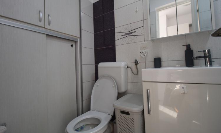 Decebal - Piata Alba Iulia- stradal - studio complet renovat