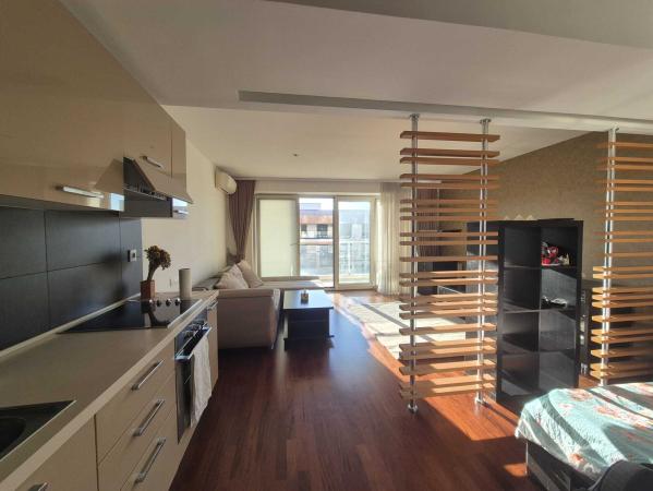 Studio - Piata Alba Iulia  - Incity - loc de parcare subteran