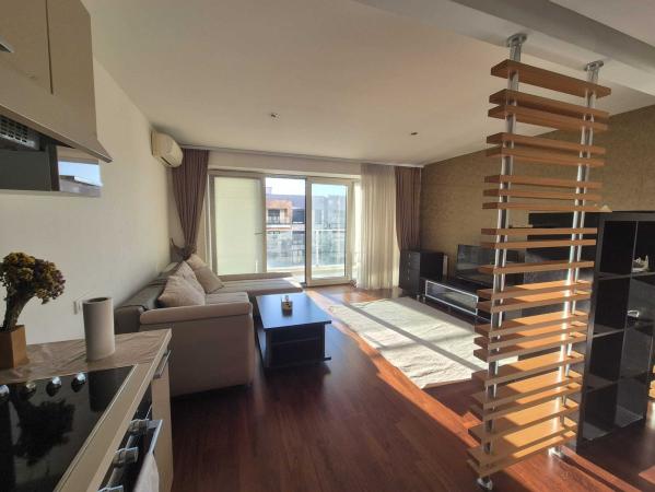 Studio - Piata Alba Iulia  - Incity - loc de parcare subteran