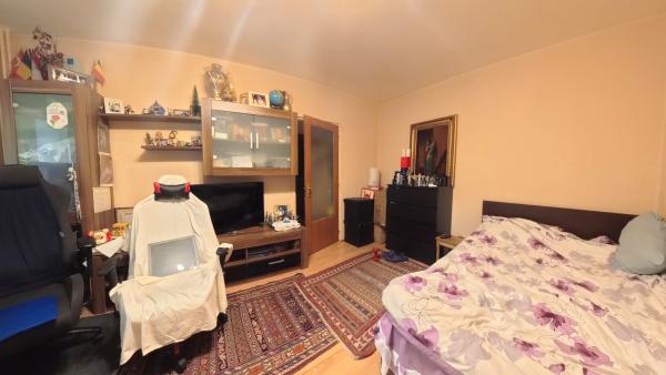 Apartament 4 camere  Calea Văcărești lângă Palatul Copiilor  Parcul Tineretului