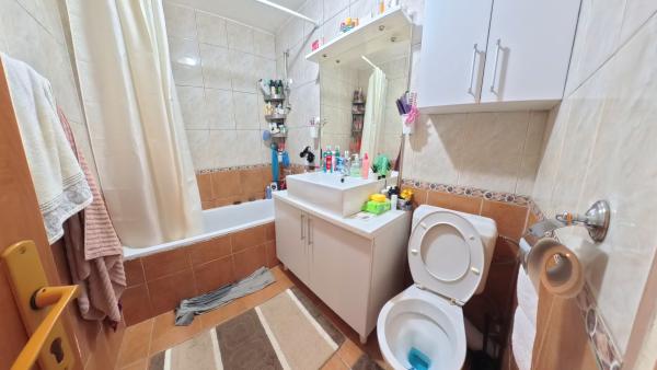 Apartament 4 camere  Calea Văcărești lângă Palatul Copiilor  Parcul Tineretului