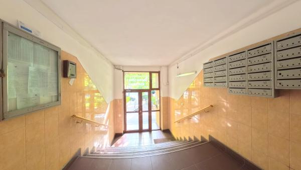 Apartament 4 camere  Calea Văcărești lângă Palatul Copiilor  Parcul Tineretului