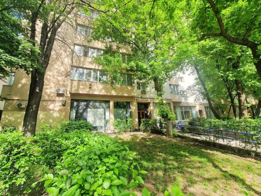 Apartament 4 camere  Calea Văcărești lângă Palatul Copiilor  Parcul Tineretului